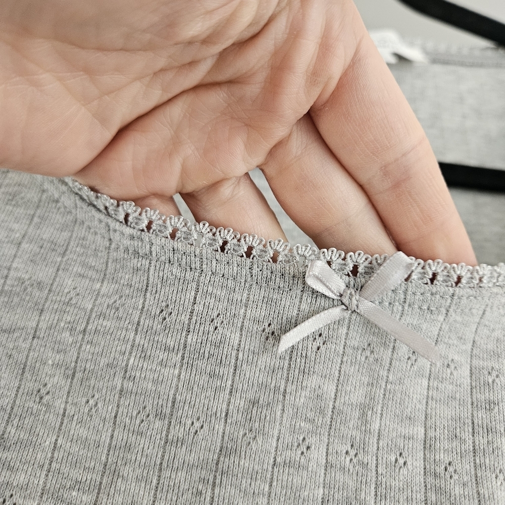 Kirious Gray Long Sleeve Crop Top With Ruffle And Bow Detail M - Picture 4 of 5